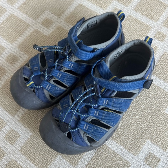 Keen Newport Waterproof Trail Sandals Sport Hiking Summer Beach Vacation Blue 5 - Picture 4 of 10